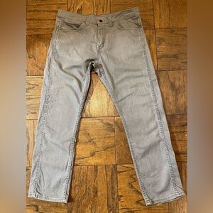 Levi Strauss & Co. 513 Gray Denim Jeans W34 L30